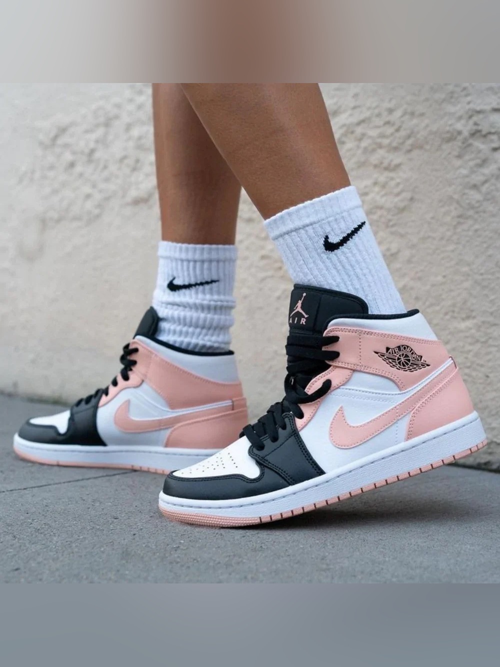 Nike Air Jordan 1 Mid GS, size 7Y, BNIB